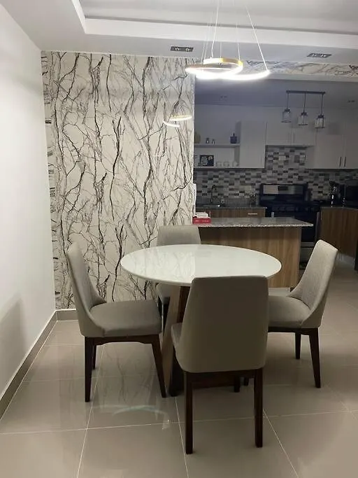 圣地亚哥洛斯卡巴Mountain View Cibao公寓